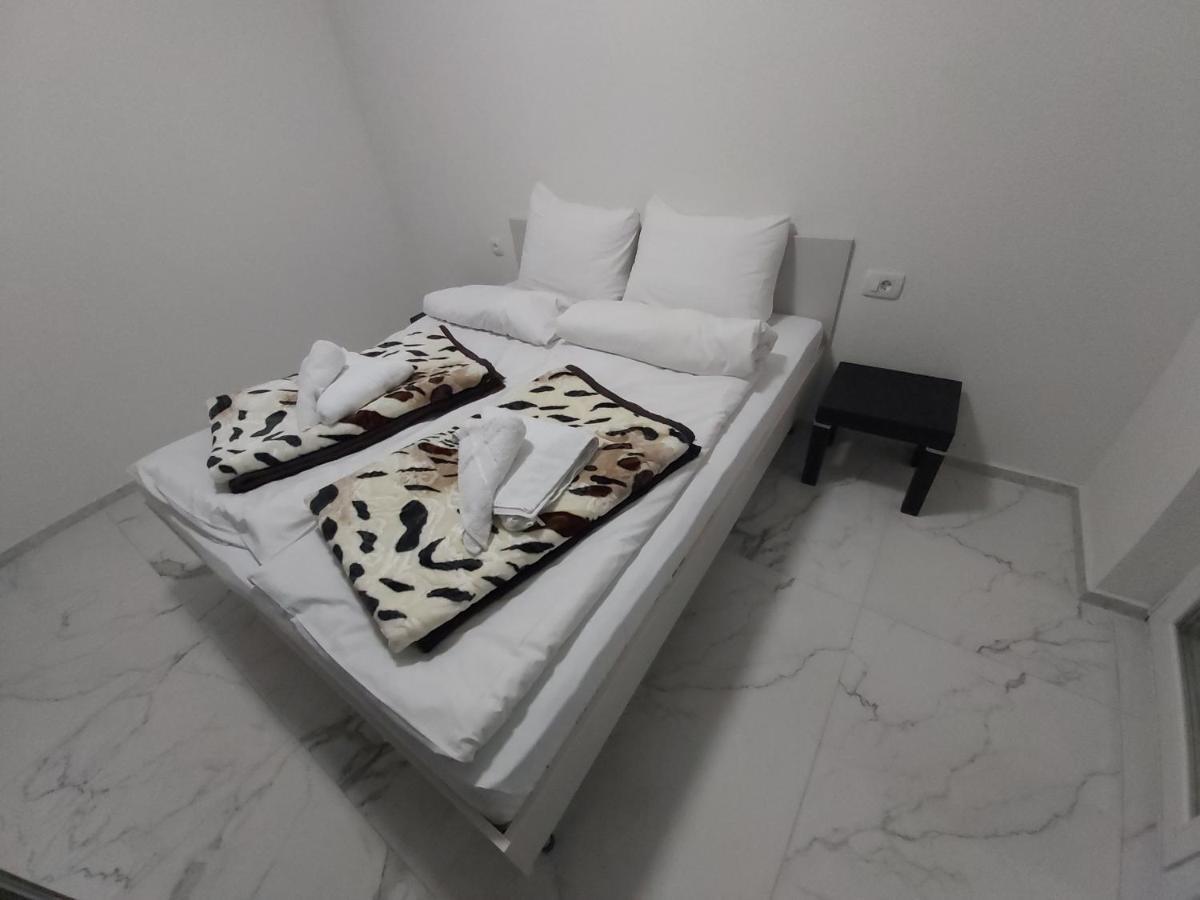 Xxl Apartments City Centar 1 Bitola Exterior foto